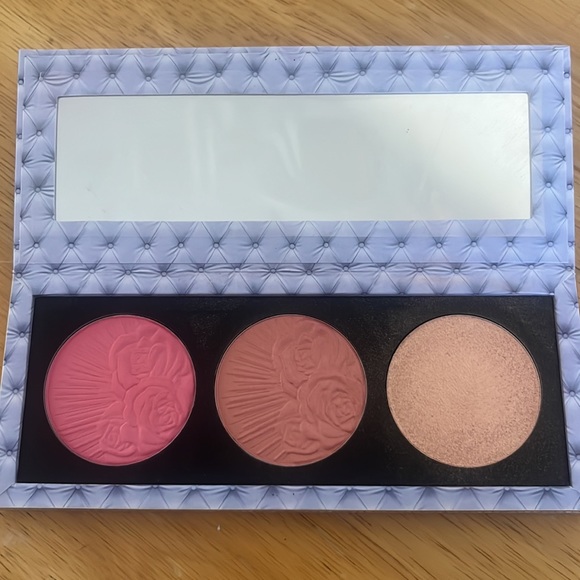 Pat McGrath Makeup Pat Mcgrath Labs X Bridgerton Divine Blush Glow Trio Love At First Blush